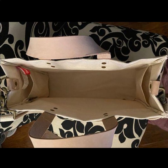 Mini Box Tote Brand New - Cream - Picture 3 of 4